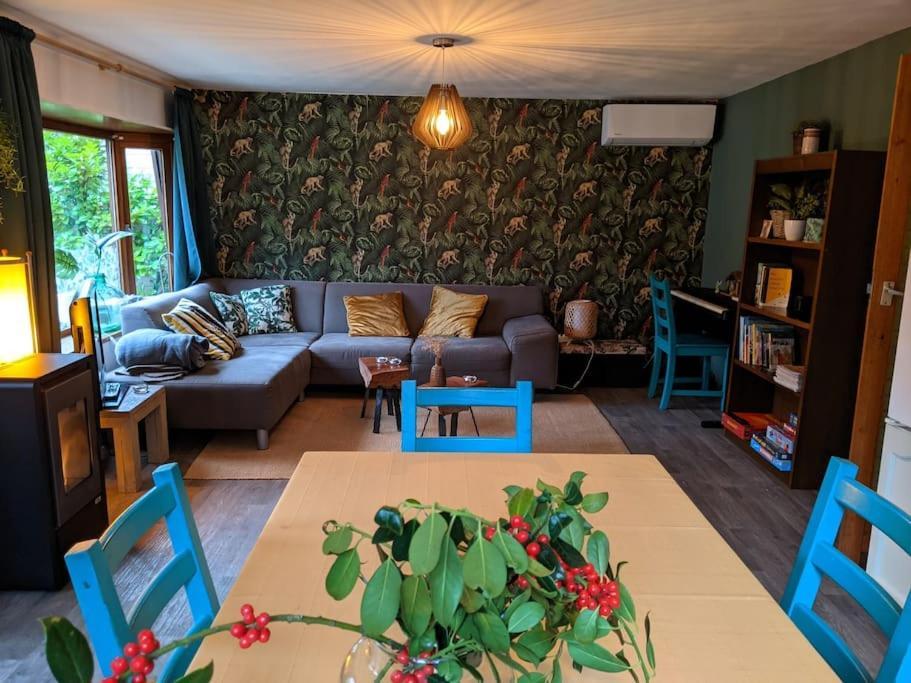 Sfeervol Chaletje In Een Rustige Bosrijke Omgeving Diessen Exteriör bild